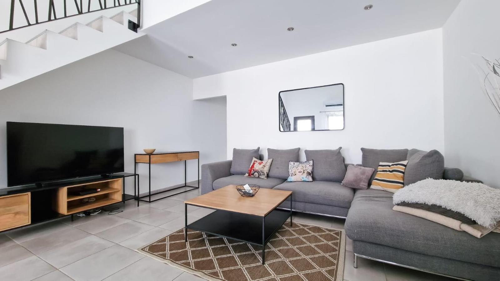 Appartement Plein Centre Bernis Zewnętrze zdjęcie